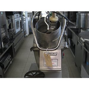 Robot culinaire Hobart Mod :FP350suffix3 120v avec lame